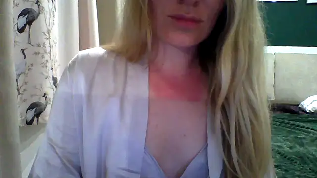 Snapshot of Krivya chatting on 07/08/26, 01:34 Krivya online show from 07/08/26, 01:34