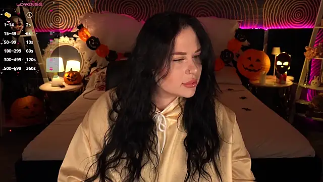 SerahMirabeli online show from 11/02/25, 08:14