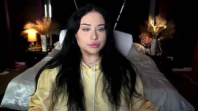 SerahMirabeli online show from 11/14/25, 08:12