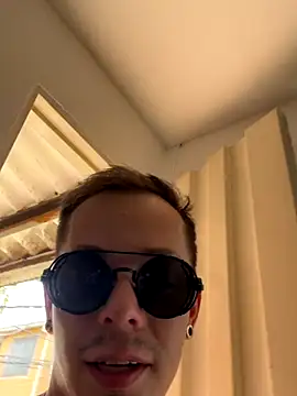 dimitryivanovv online show from 10/04/25, 06:42