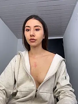 Viithoney online show from 11/14/25, 01:26