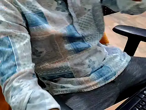 ZoroArcher online show from 09/26/25, 05:53