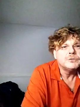 Snapshot of WiltedYeller chatting on 04/02/26, 03:35 WiltedYeller online show from 04/02/26, 03:35