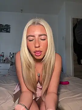 BlondeBetty online show from 02/01/26, 12:36