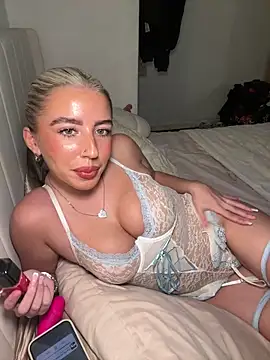 BlondeBetty online show from 02/22/26, 05:58