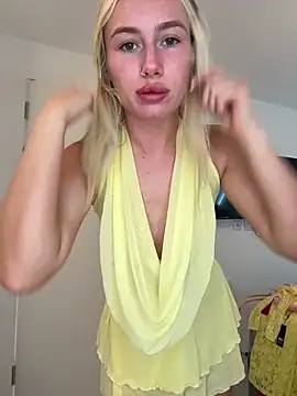 SexySaraxxoo online show from 05/16/26, 01:32