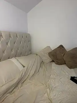 Snapshot of SexySaraxxoo chatting on 10/14/25, 08:53 SexySaraxxoo online show from 10/14/25, 08:53