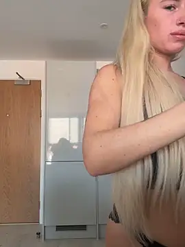 SexySaraxxoo online show from 05/26/26, 10:46