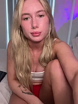 SexySaraxxoo online show from 02/05/26, 11:50