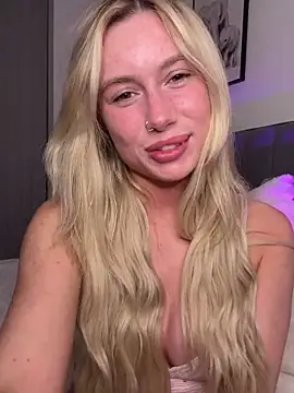 SexySaraxxoo online show from 02/03/26, 12:21