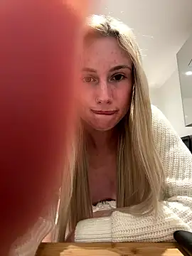 SexySaraxxoo online show from 01/05/26, 05:27