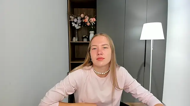 AlbaMesick online show from 09/11/25, 05:40