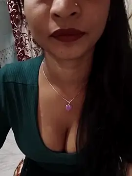 Itz Mayra  online show from 11/13/25, 07:34