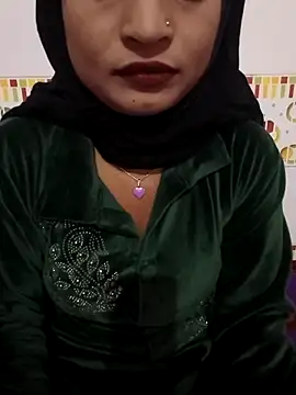 Itz Mayra  online show from 12/04/25, 08:35