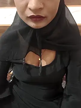 Itz Mayra  online show from 10/20/25, 07:42