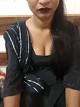 Itz Mayra  online show from 10/24/25, 06:12