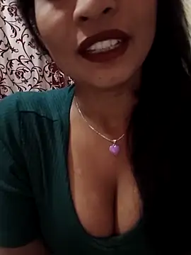 Itz Mayra  online show from 11/12/25, 06:34