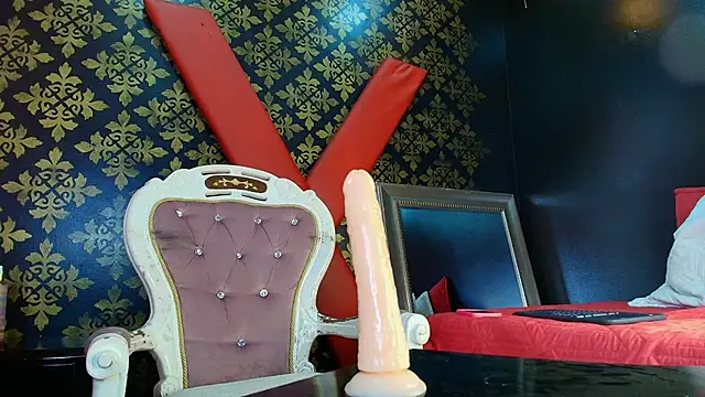 elinne hendrix  online show from 09/30/25, 01:28