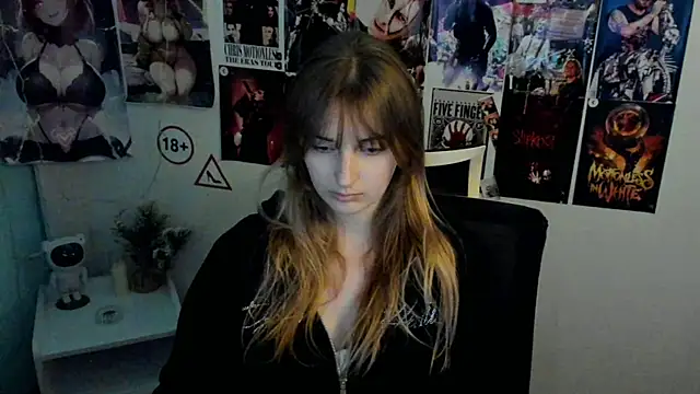 NeyliDream online show from 10/22/25, 12:15