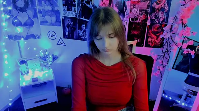 NeyliDream online show from 11/18/25, 07:22