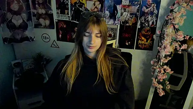 NeyliDream online show from 11/29/25, 01:22