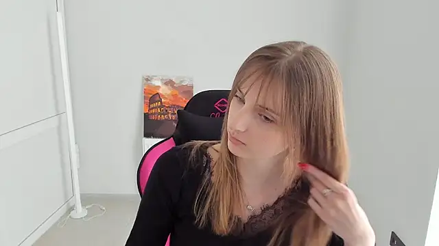 NeyliDream online show from 04/13/26, 12:20