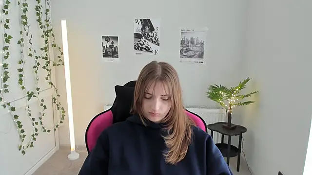 NeyliDream online show from 04/21/26, 12:56