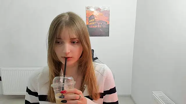 NeyliDream online show from 04/04/26, 12:23