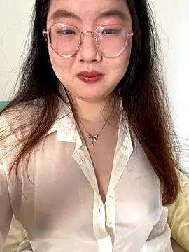 Snapshot of xxwang20 chatting on 01/08/26, 07:03 xxwang20 online show from 01/08/26, 07:03