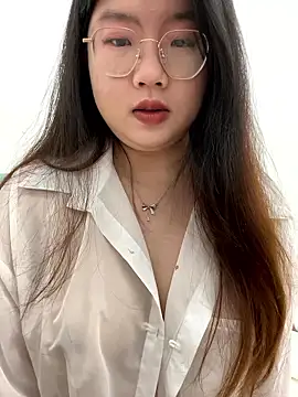 Snapshot of xxwang20 chatting on 01/07/26, 02:33 xxwang20 online show from 01/07/26, 02:33