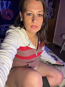 shortywidaphatty online show from 11/07/25, 02:21