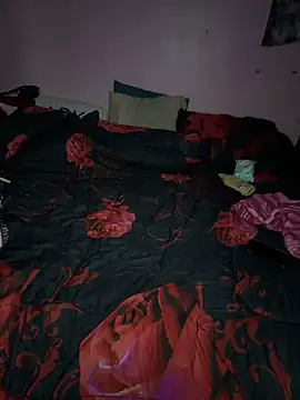 Snapshot of shortywidaphatty chatting on 02/18/26, 12:12 shortywidaphatty online show from 02/18/26, 12:12