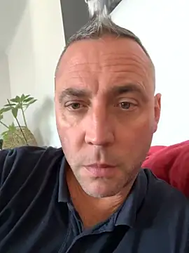 Marronglace1 online show from 11/02/25, 11:26