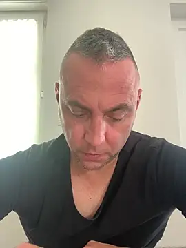 Marronglace1 online show from 05/21/26, 07:39