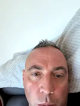 Marronglace1 online show from 11/20/25, 09:54