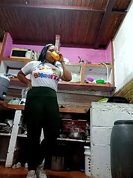 girlpee online show from 11/08/25, 12:52