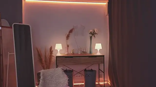 glowwww  online show from 10/03/25, 03:24