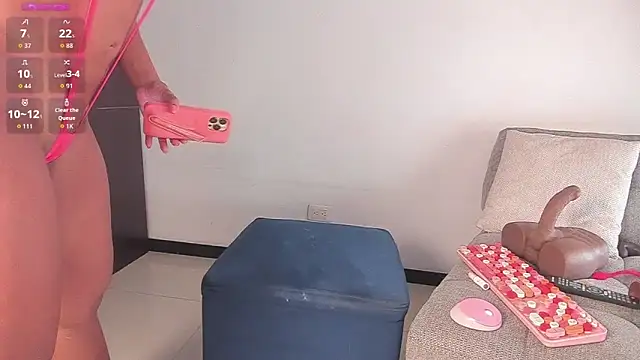 AvaFerrera online show from 02/09/26, 09:02