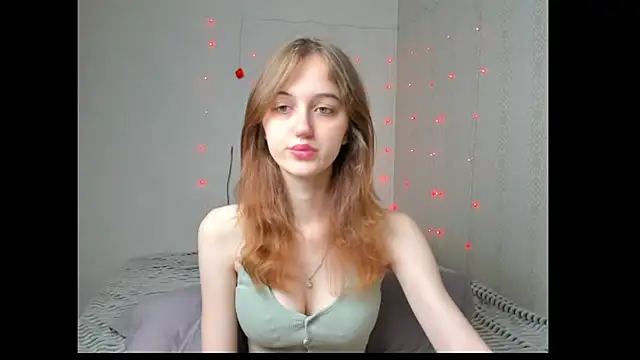 Snapshot of dreamy_pollyyy chatting on 05/22/26, 04:32 dreamy pollyyy online show from 05/22/26, 04:32