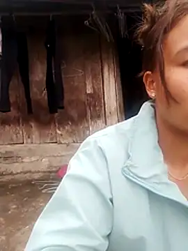 Huyen x online show from 12/05/25, 01:49