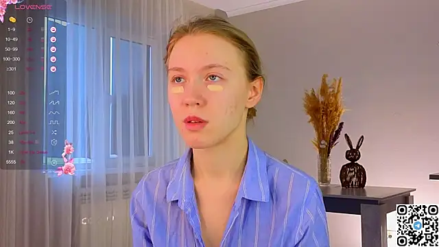 Succubelle online show from 11/26/25, 06:13