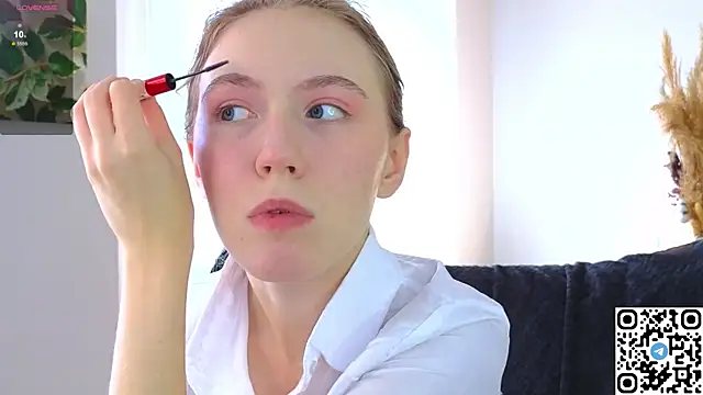 Succubelle online show from 10/21/25, 06:13