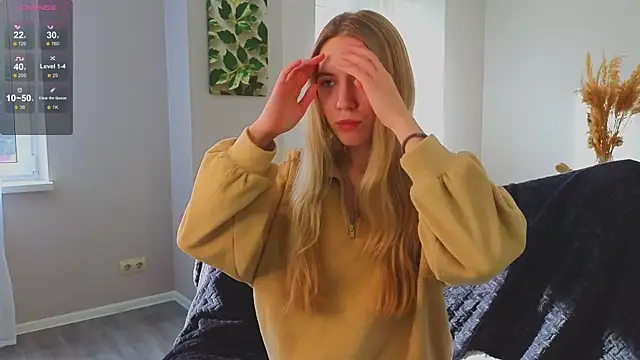 Succubelle online show from 10/08/25, 06:04