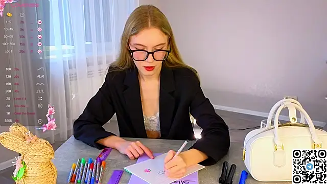 Succubelle online show from 11/19/25, 06:24