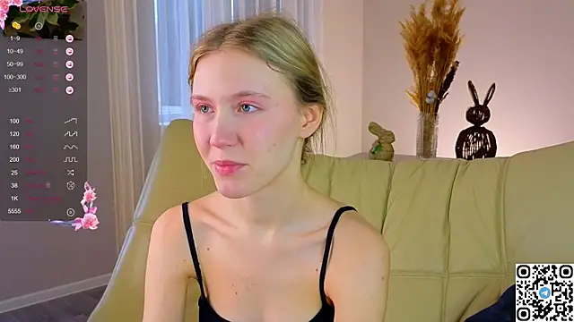 Succubelle online show from 11/20/25, 06:14