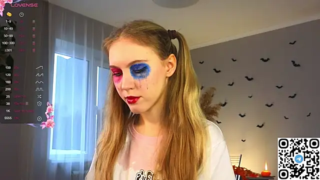 Succubelle online show from 10/31/25, 06:32