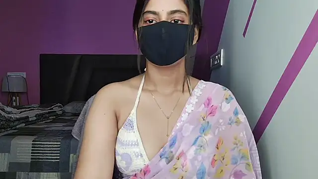 Snapshot of Tanya-mittal chatting on 06/12/26, 05:27 Tanya-mittal online show from 06/12/26, 05:27