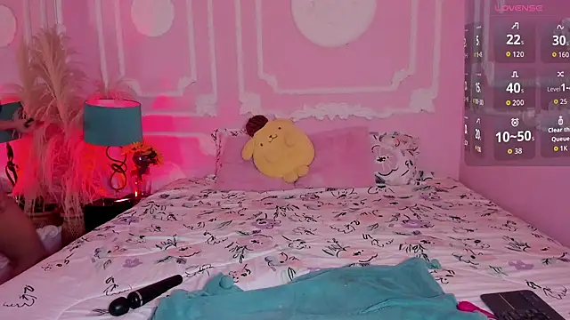 EmilyBorch online show from 12/05/25, 12:15