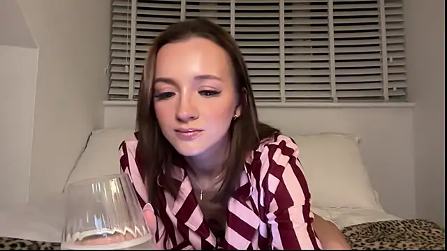 misstressmiaa online show from 11/30/25, 09:15