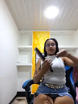 susan mooree online show from 10/23/25, 07:12